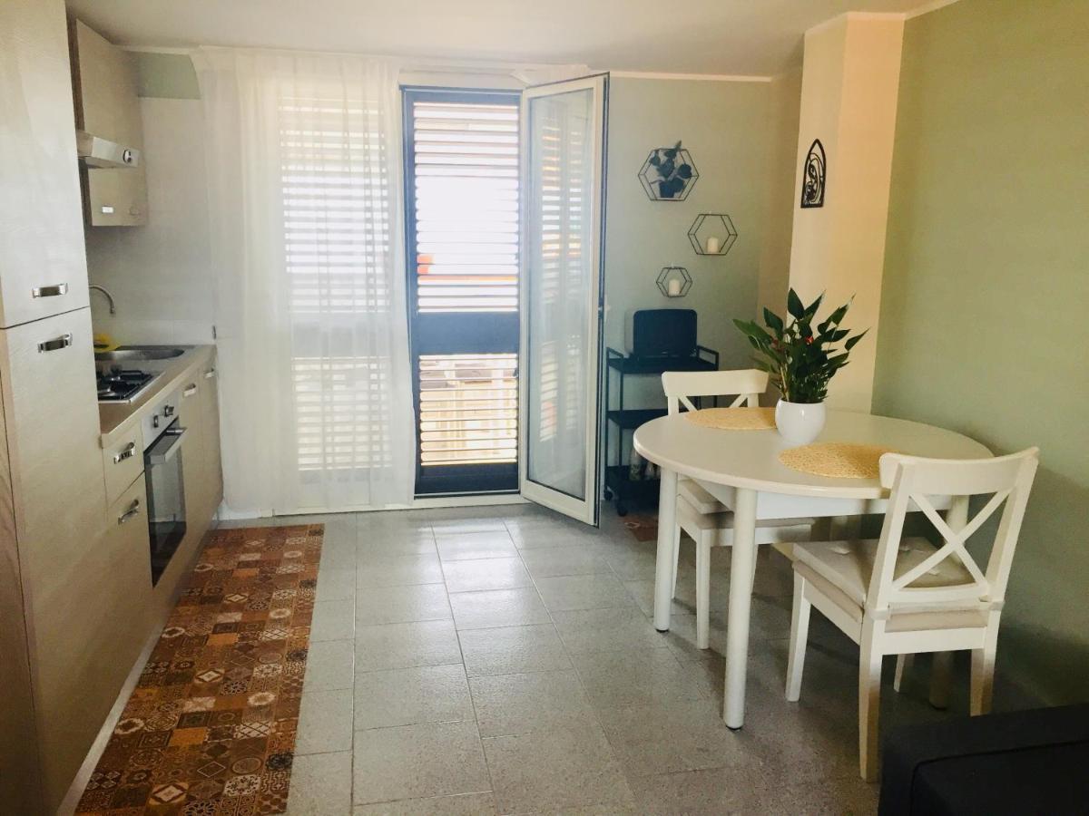 Etna Home Santa Venerina Bagian luar foto